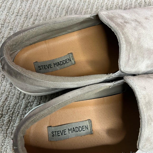 Steve Madden Grey Slip-On Shoes - Picture 5 of 5